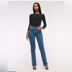 Curve Love Mid Rise 90s Straight Jean